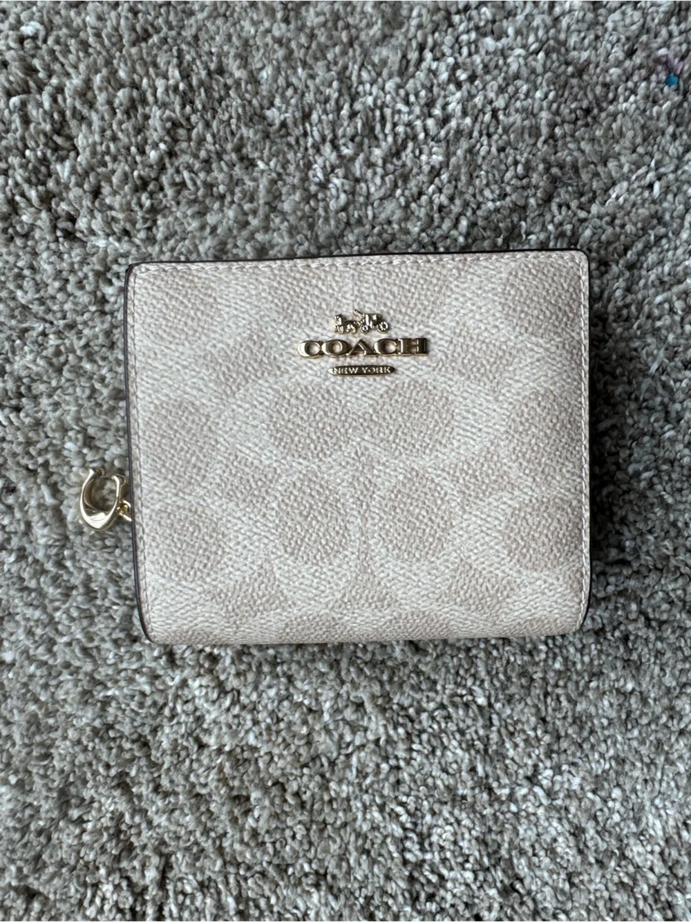 COACH Signature Wallet in Signature Canvas - Picture 1 of 5